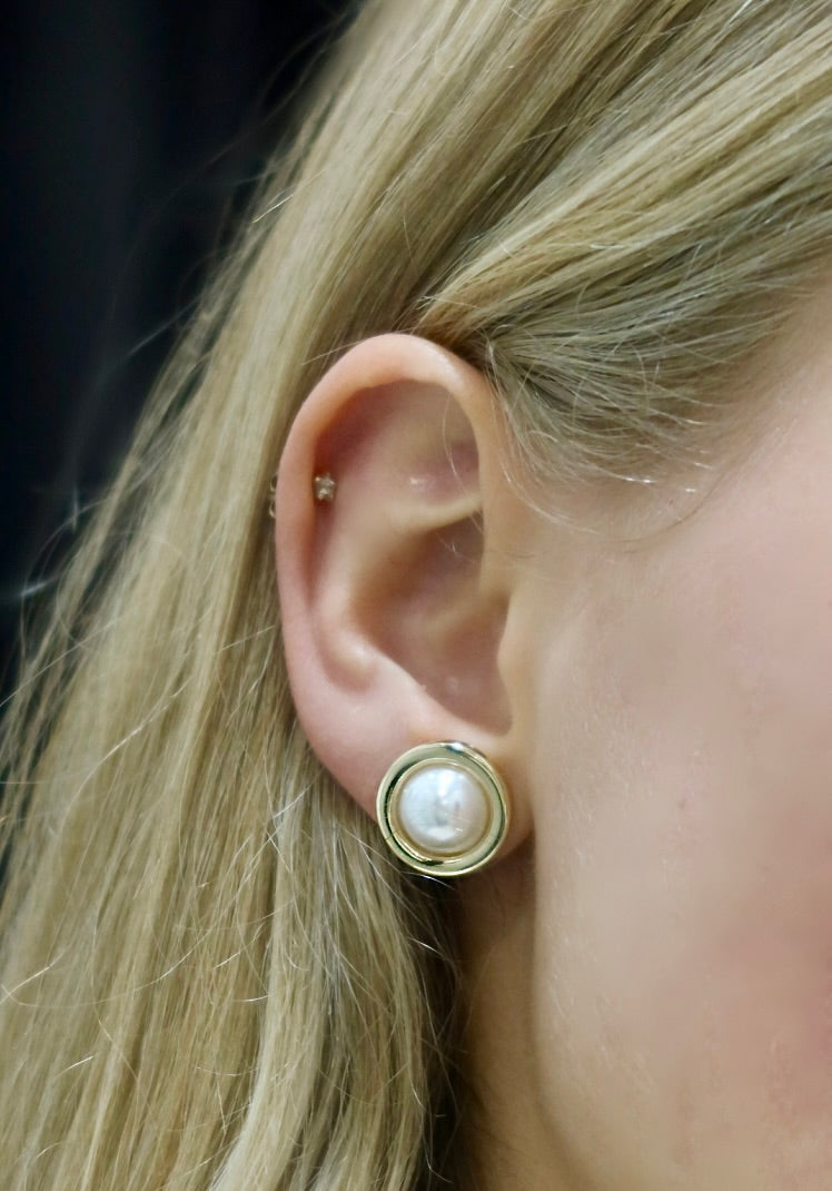 Fabienne Pearl Earring