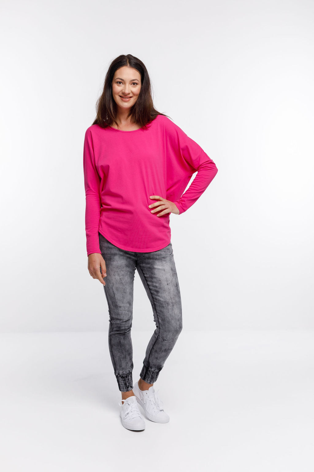 Home Lee Batwing Tee – ROSSELLINI SHINE