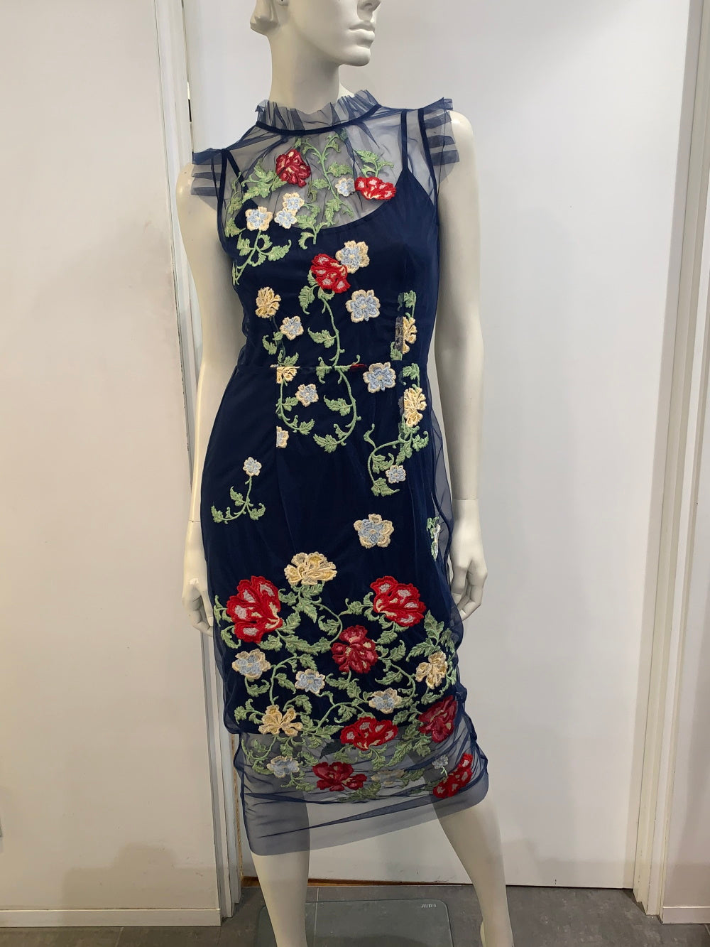Moss & Spy Applique Dress ROSSELLINI + SHINE Moss & Spy Applique Dress ROSSELLINI + SHINE
