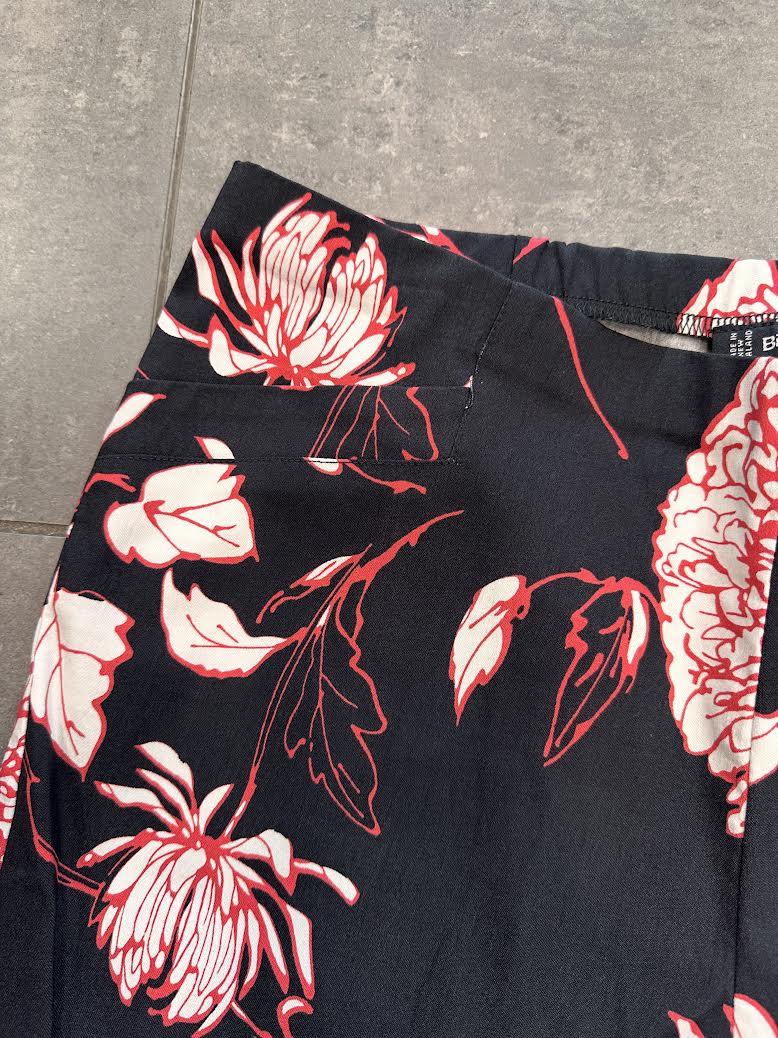 Bittermoon Capri Pant - Cameo