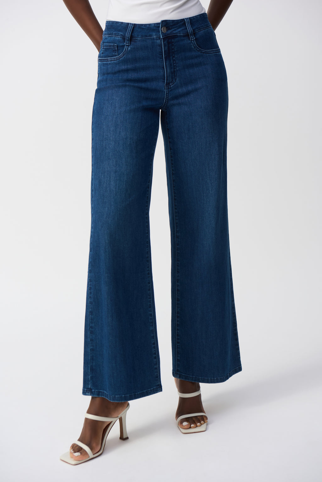 Joseph Ribkoff Wide Leg Jean-DARK DENIM – ROSSELLINI + SHINE
