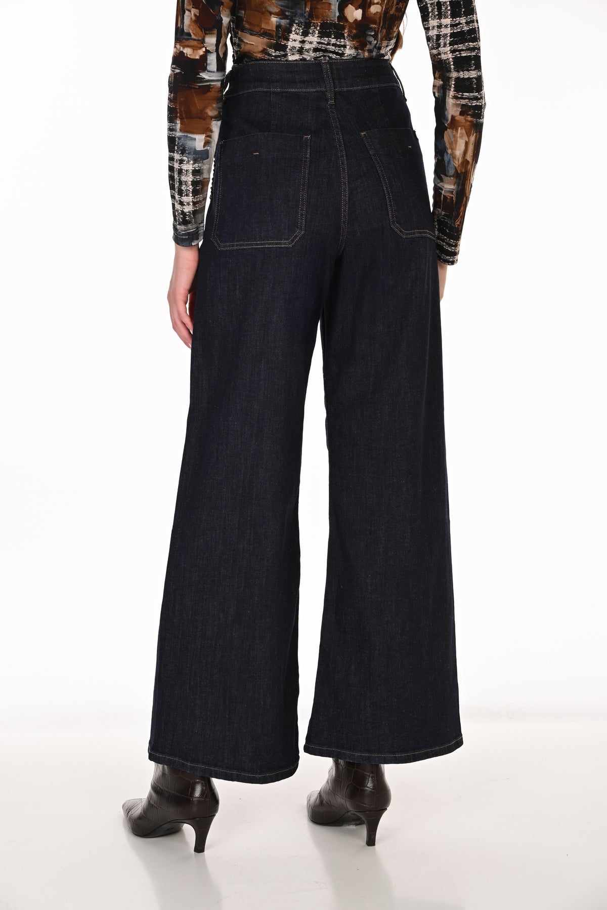 Frank Lyman Alicia Denim Pant