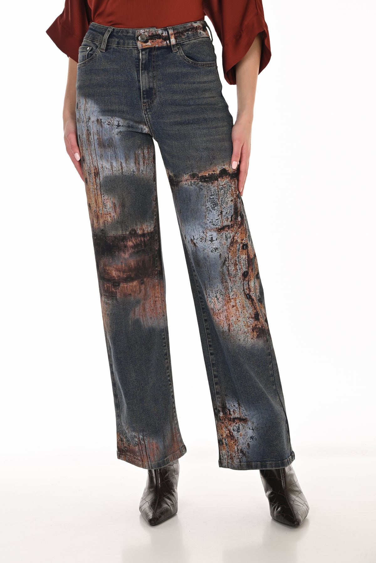 Frank Lyman Edgy Distressed Jeans