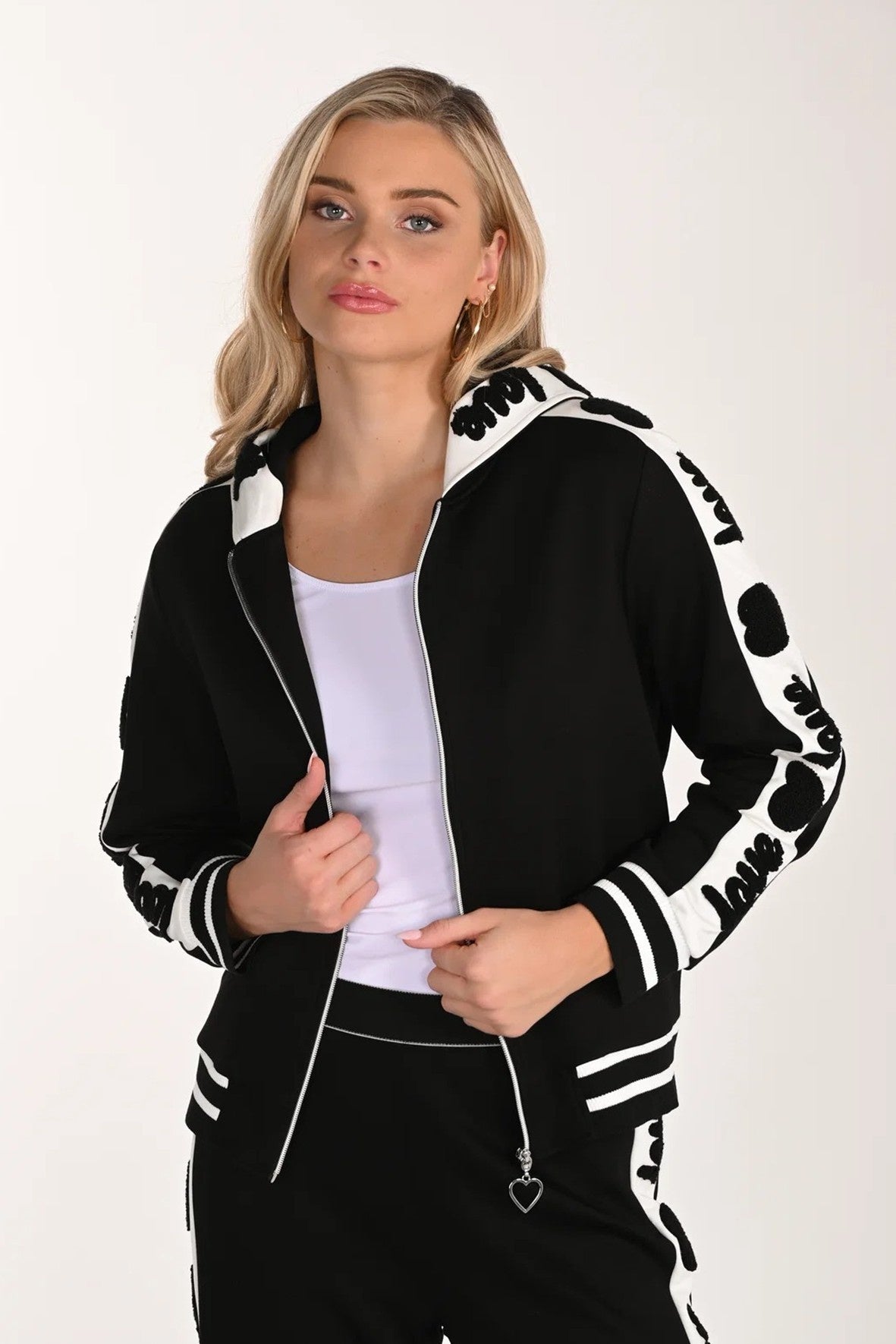 Frank Lyman Heart Panel Jacket