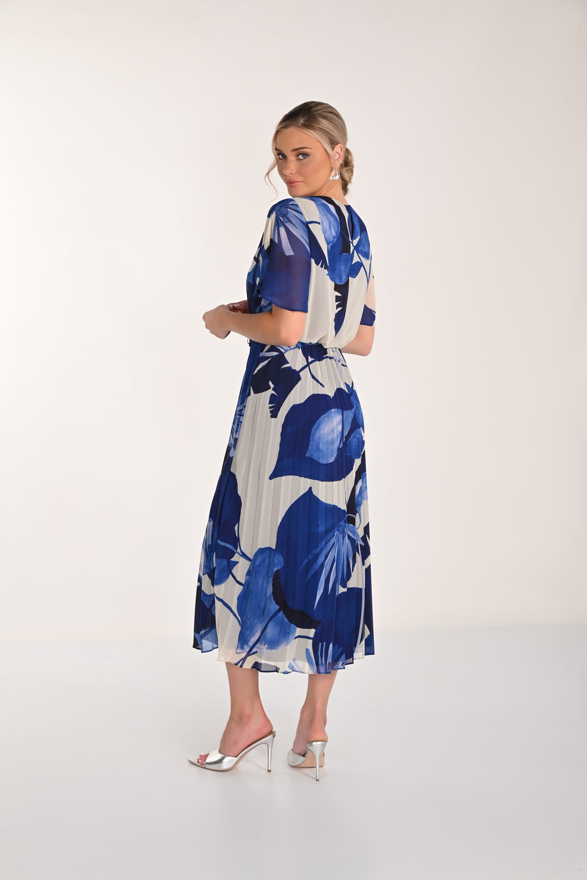 Frank Lyman A-line Midi Dress