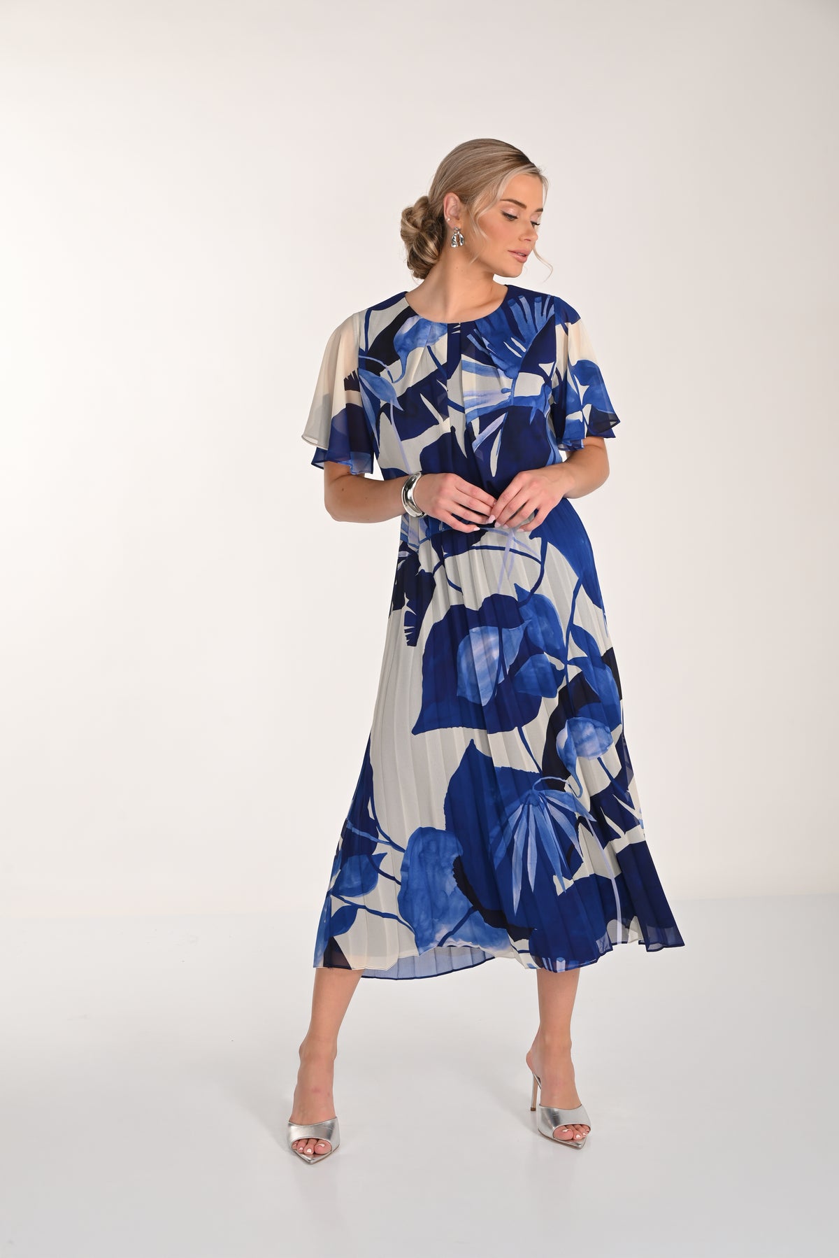 Frank Lyman A-line Midi Dress