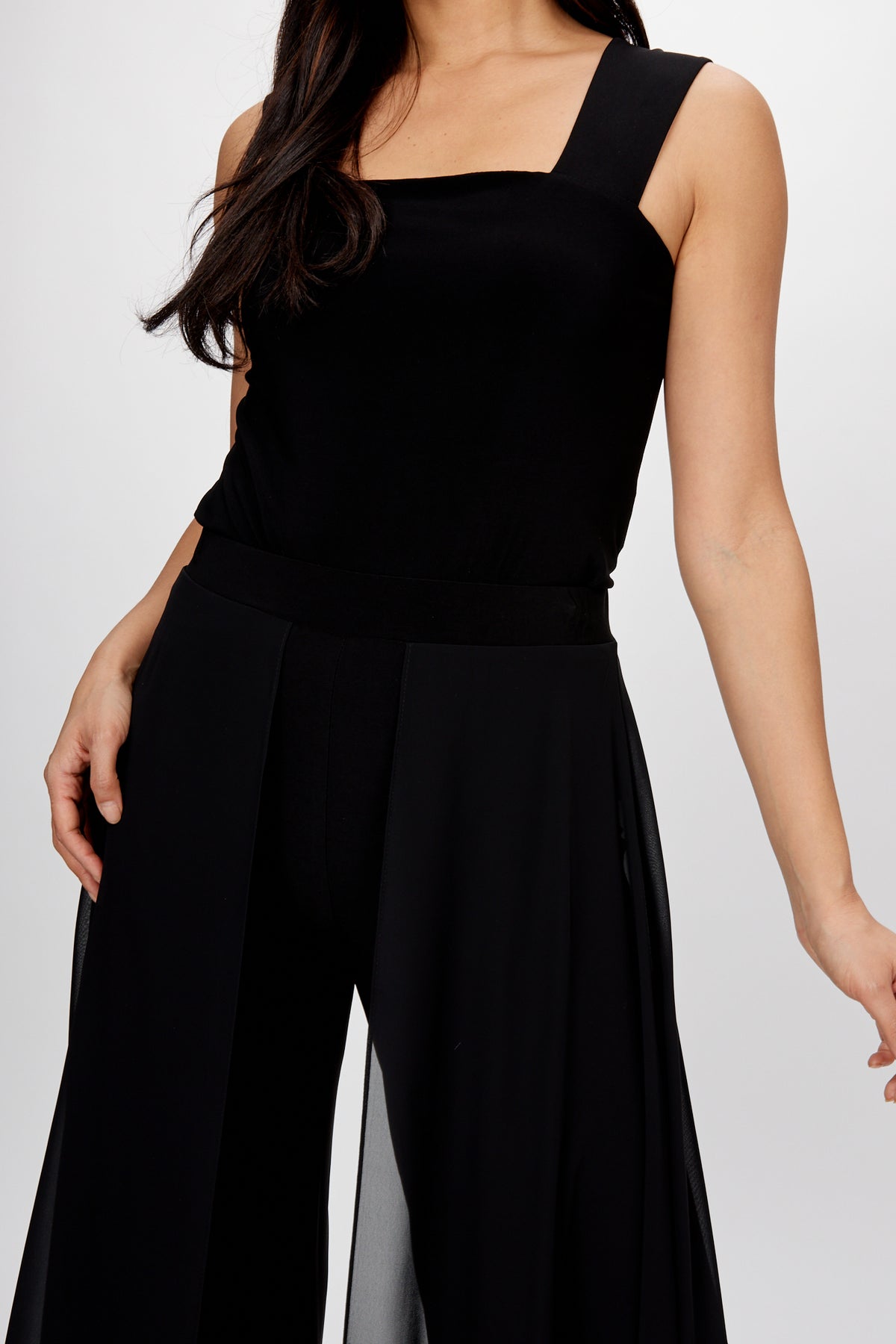 Frank Lyman Chiffon Overlay Trouser