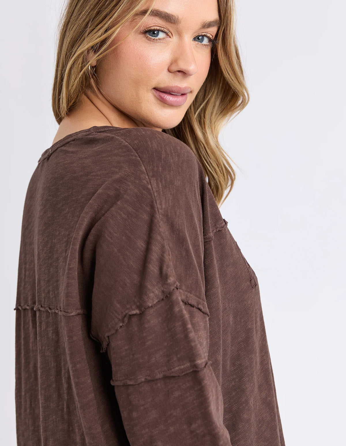 Foxwood Throw On Tee - Coffee