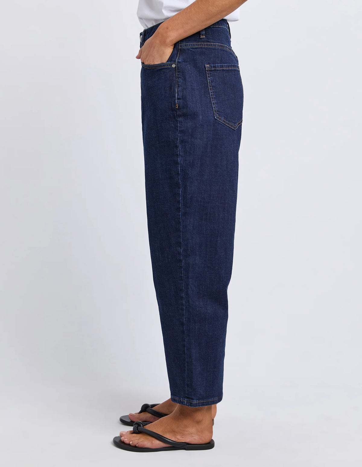 Foxwood Ambrose Barrel Jean - Dark Blue