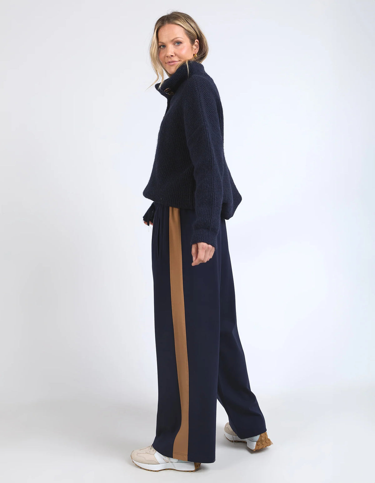 Elm Carmen Wide Leg Pant - Navy