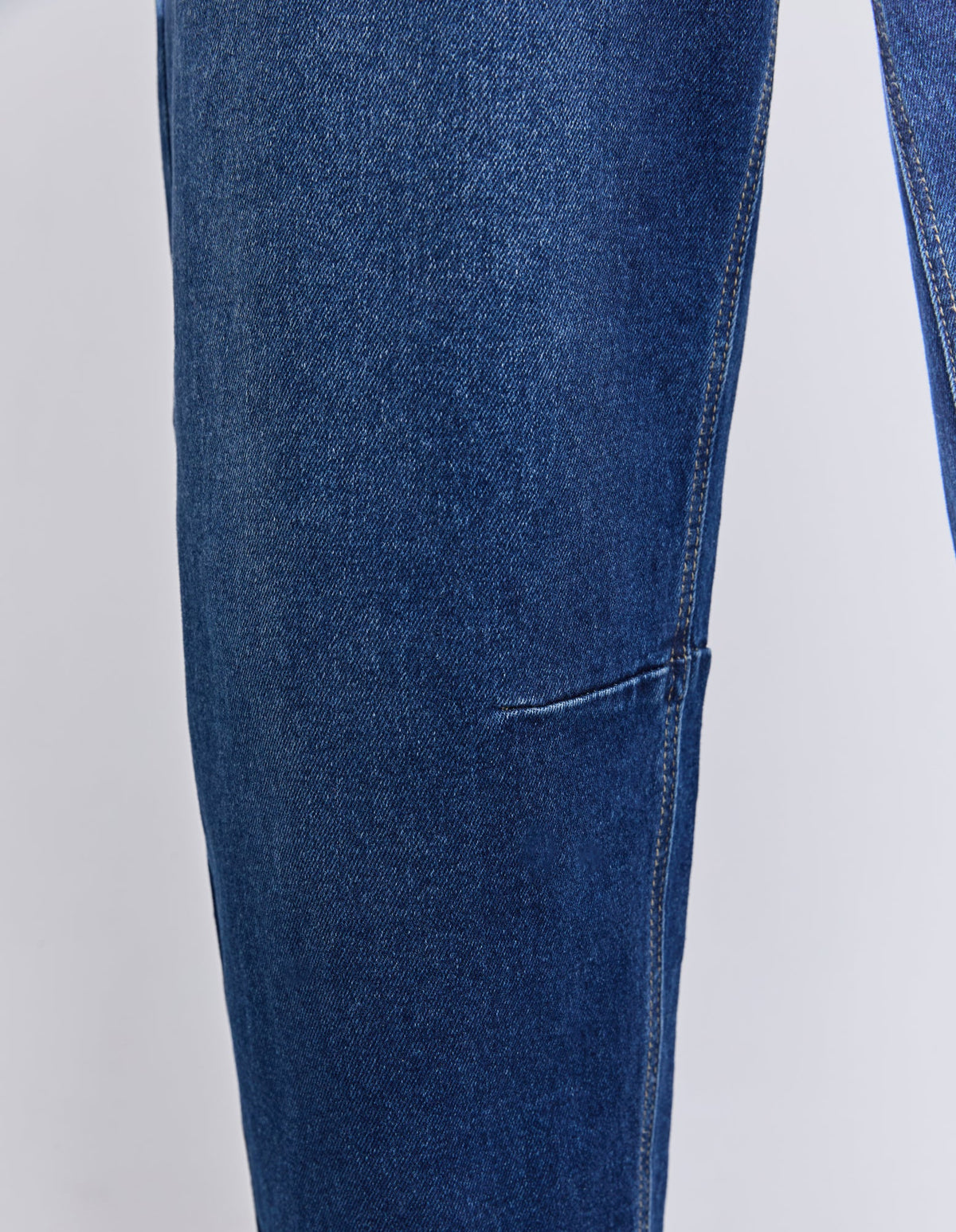 Elm Bessie Barrel Leg Jean