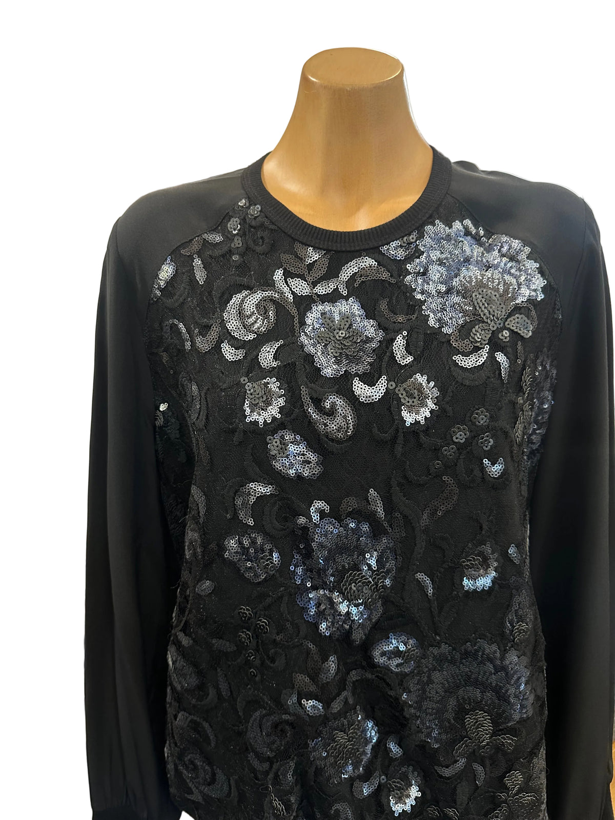 Juliette Hogan Abbott Sweat - Black