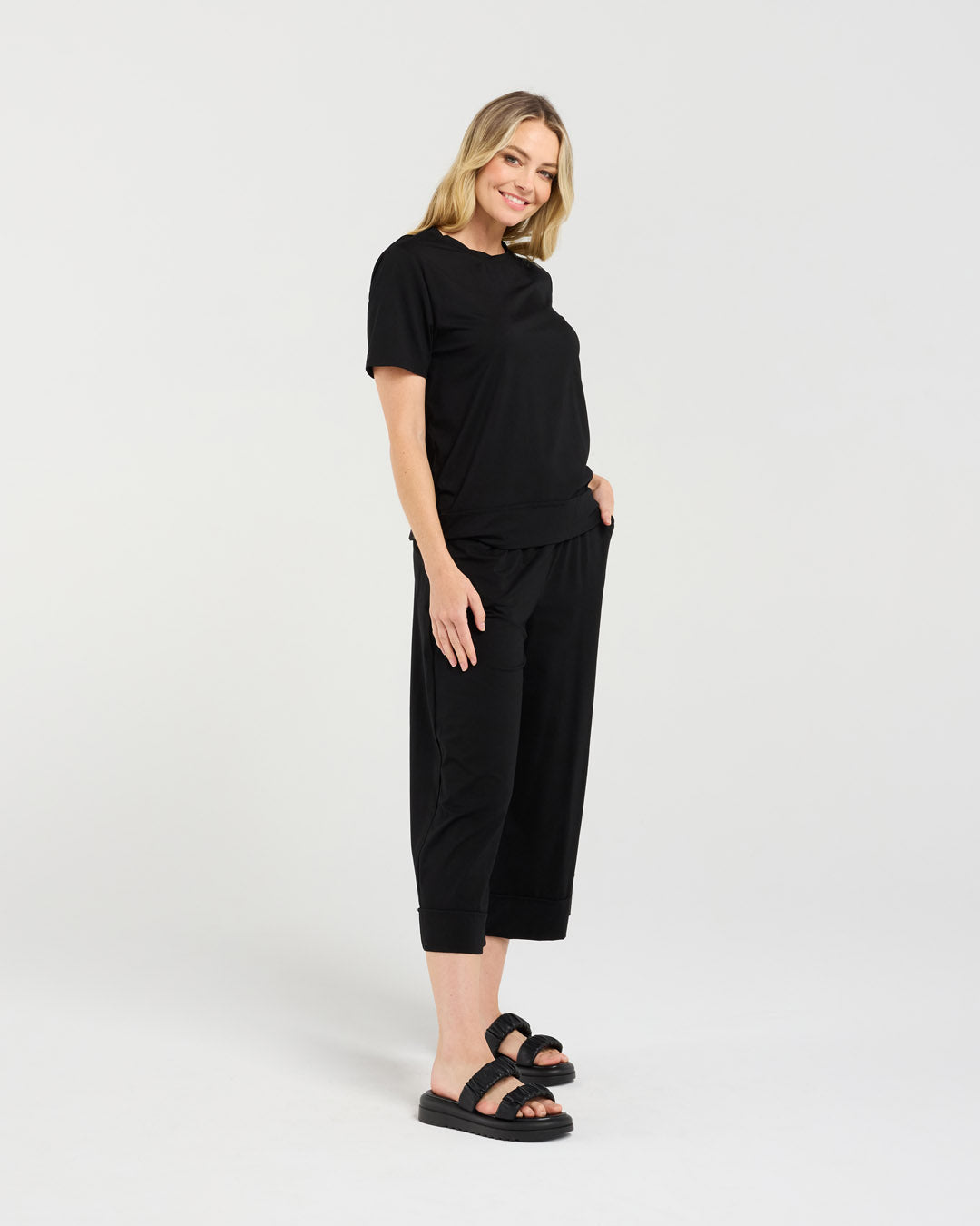 Blackstone Pernella Tee