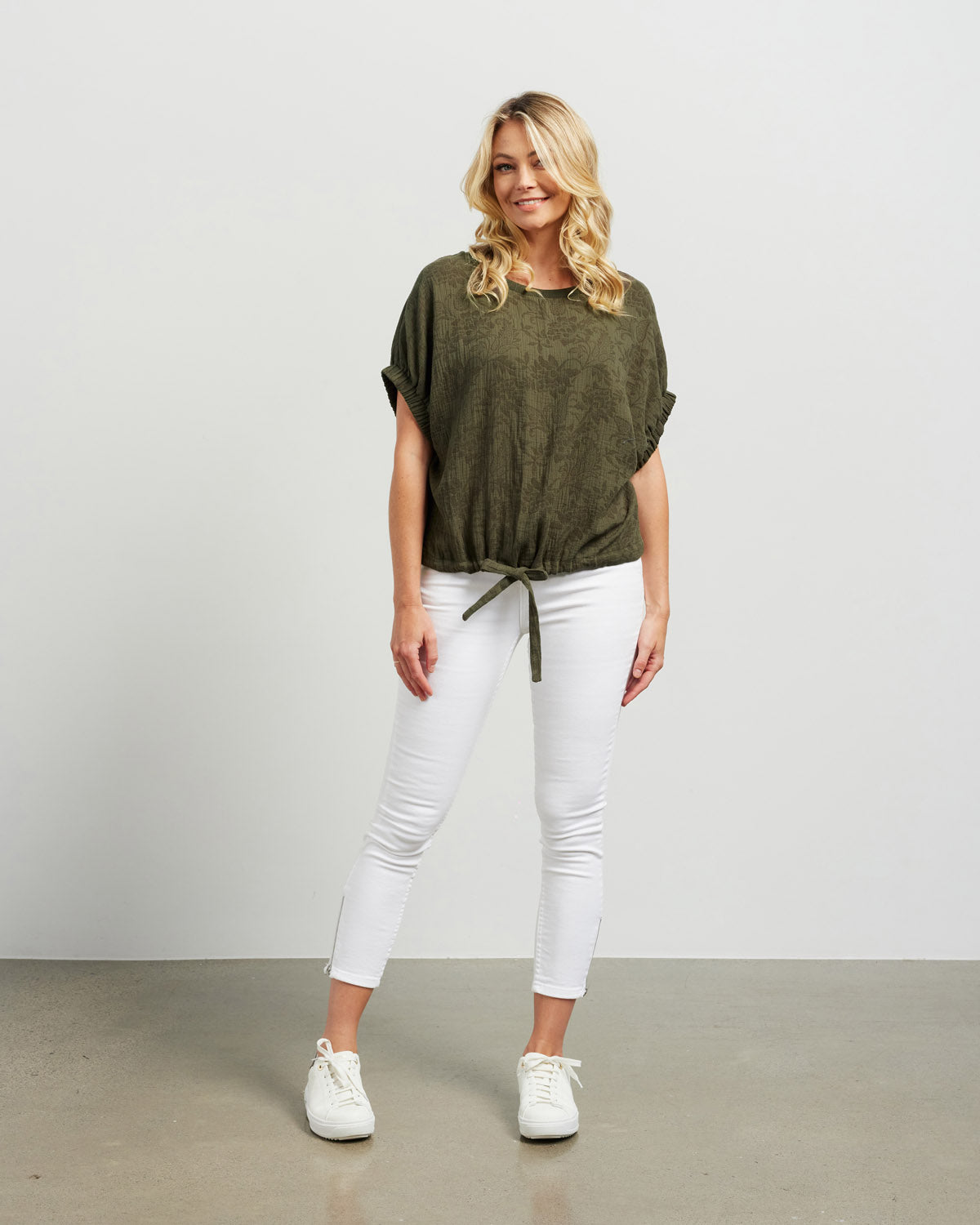 Et Alia Harlee Top - Olive Jacquard