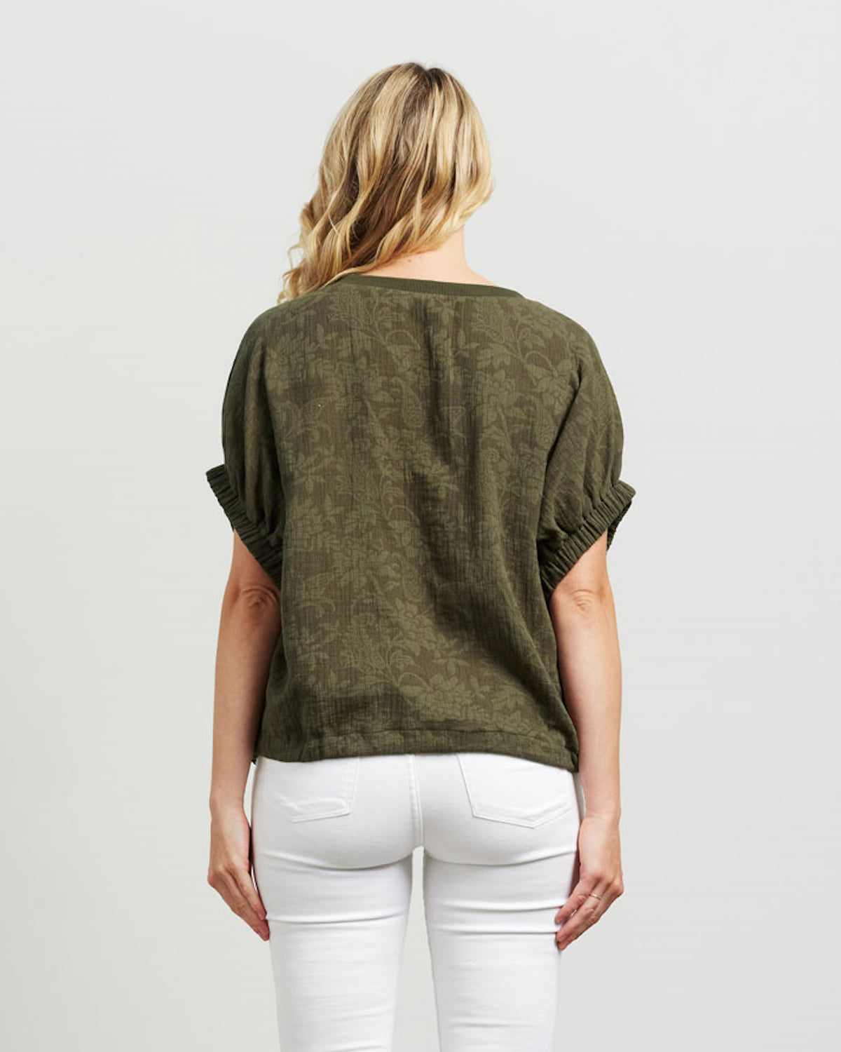 Et Alia Harlee Top - Olive Jacquard