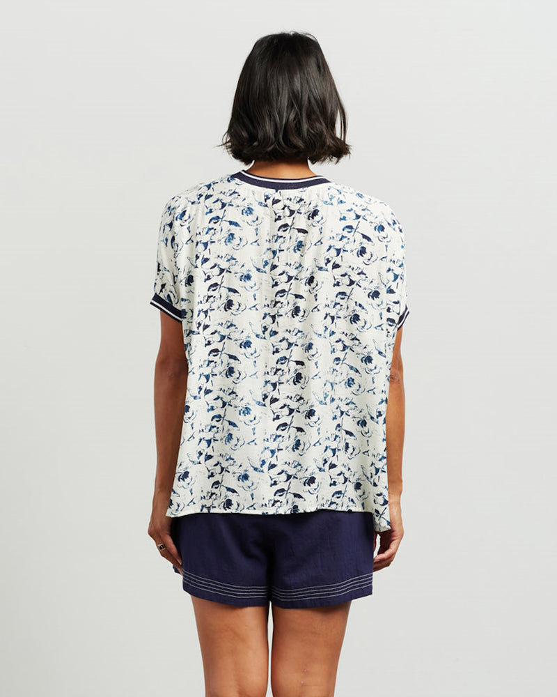 Et Alia Brea Top - Indigo Petals