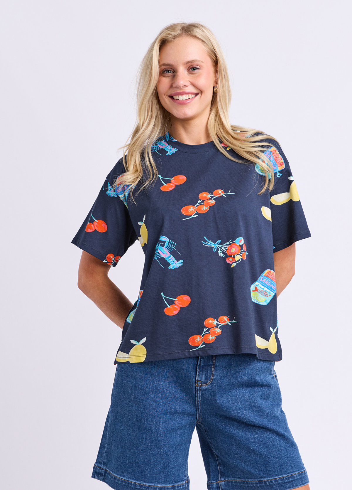 Elm Market Tee
