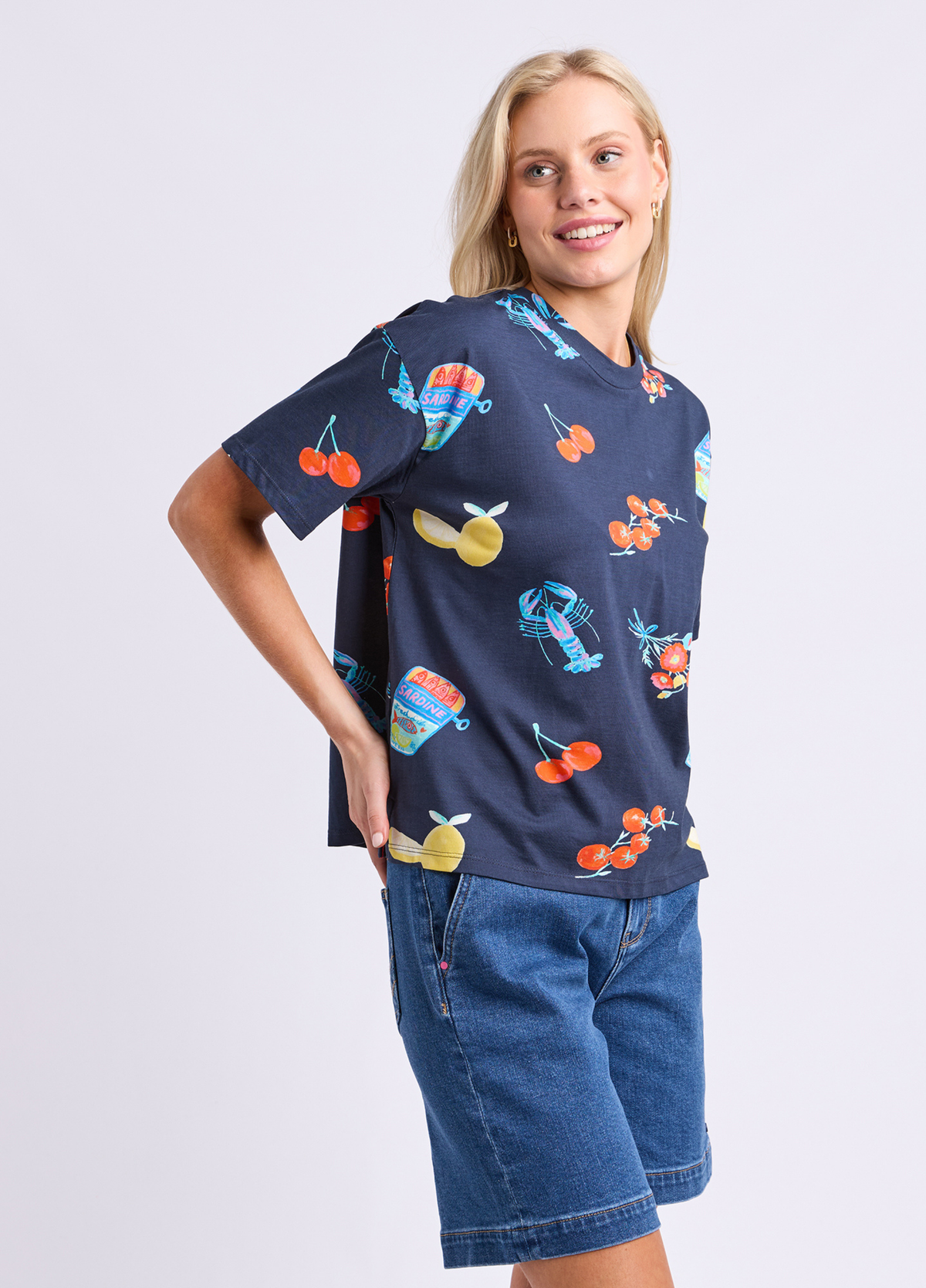 Elm Market Tee