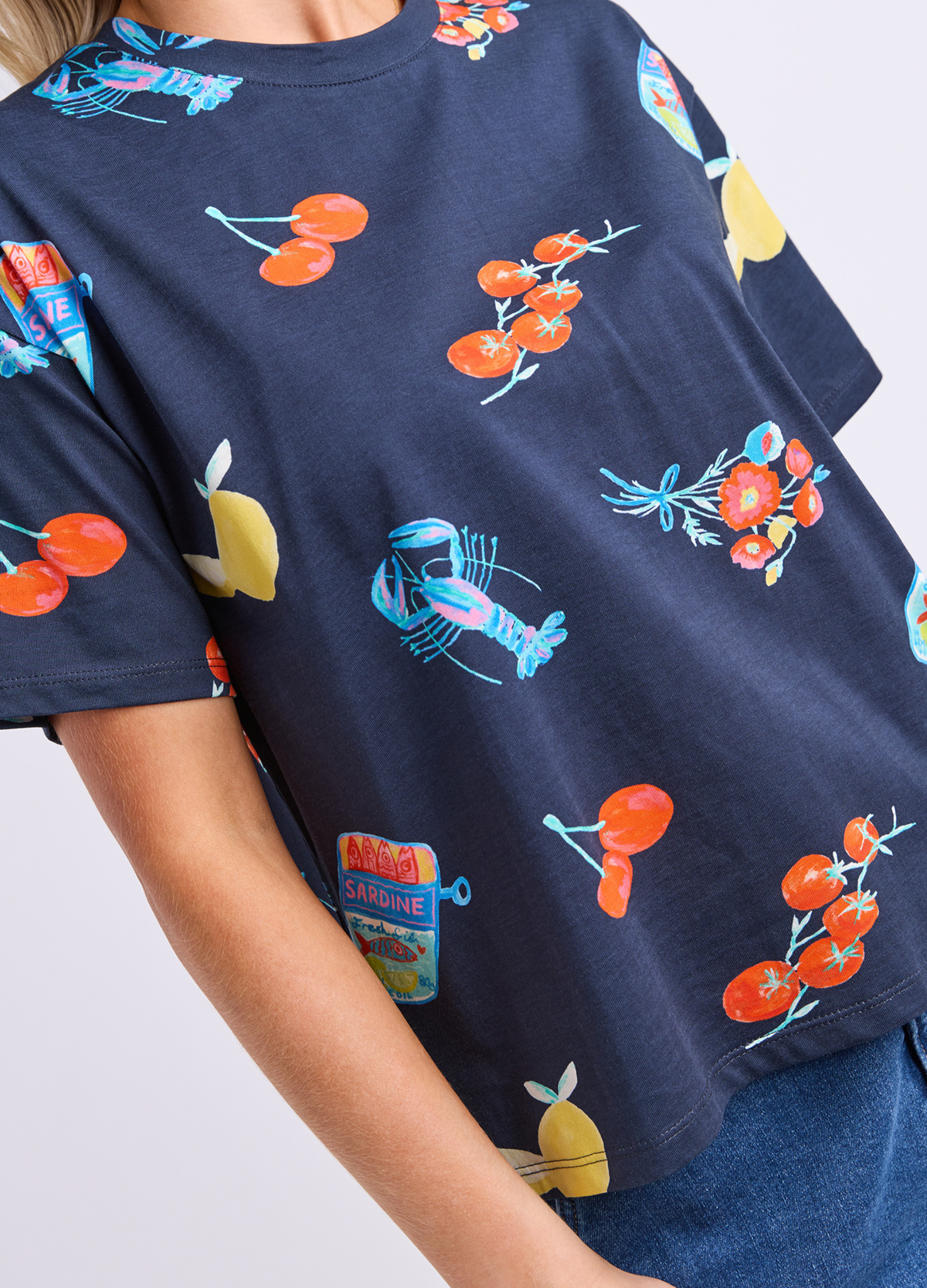 Elm Market Tee