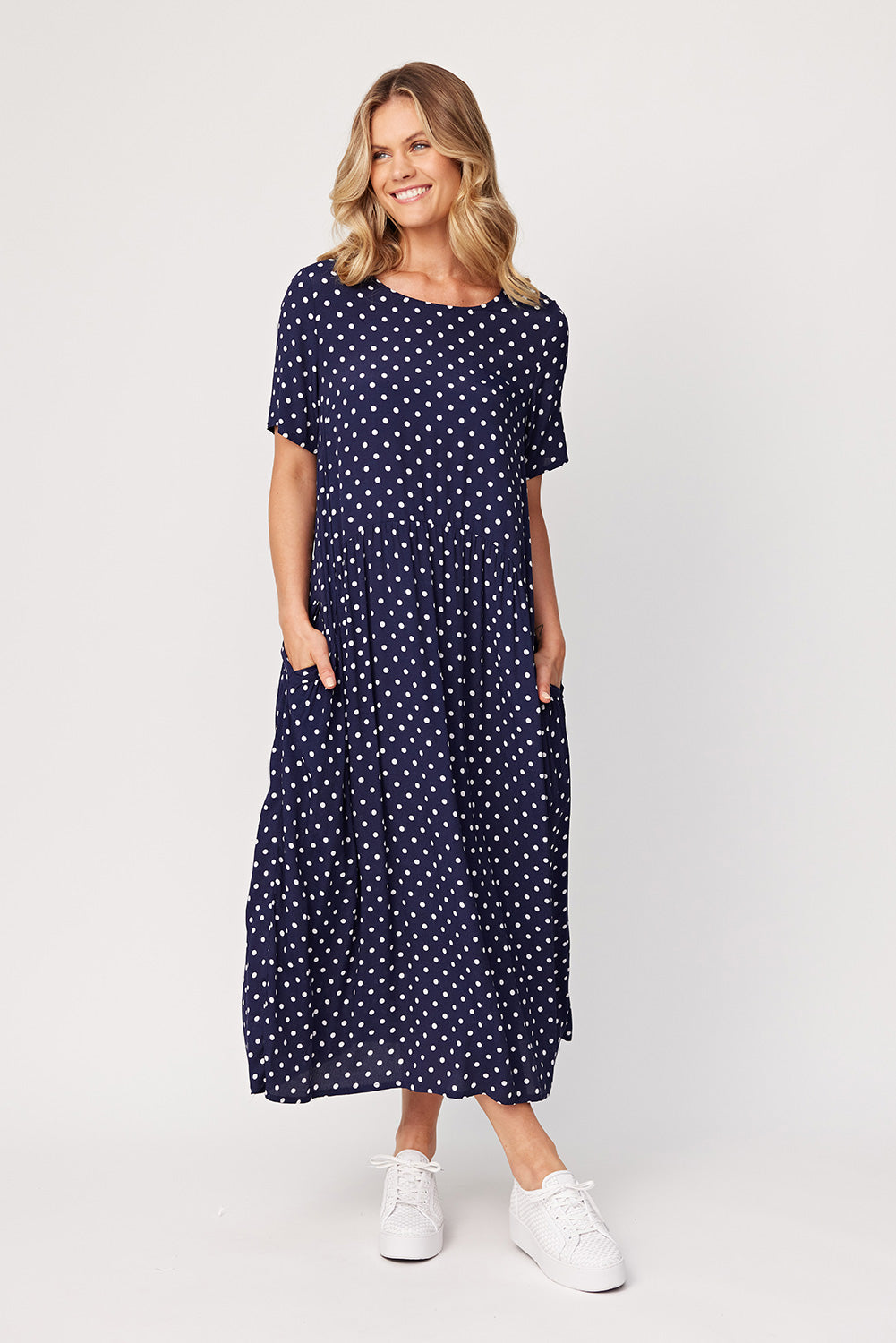 Navy spot best sale maxi dress