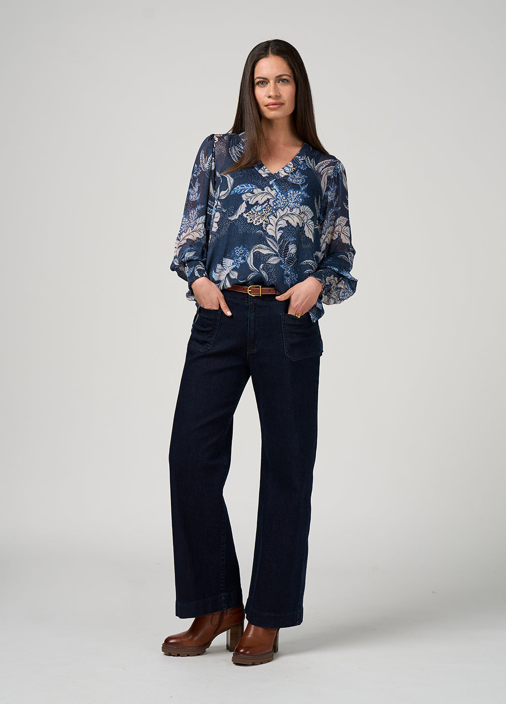 Loobie's Story Casella Top