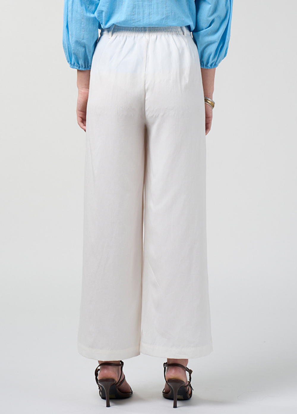 Loobies Story Meera Pant