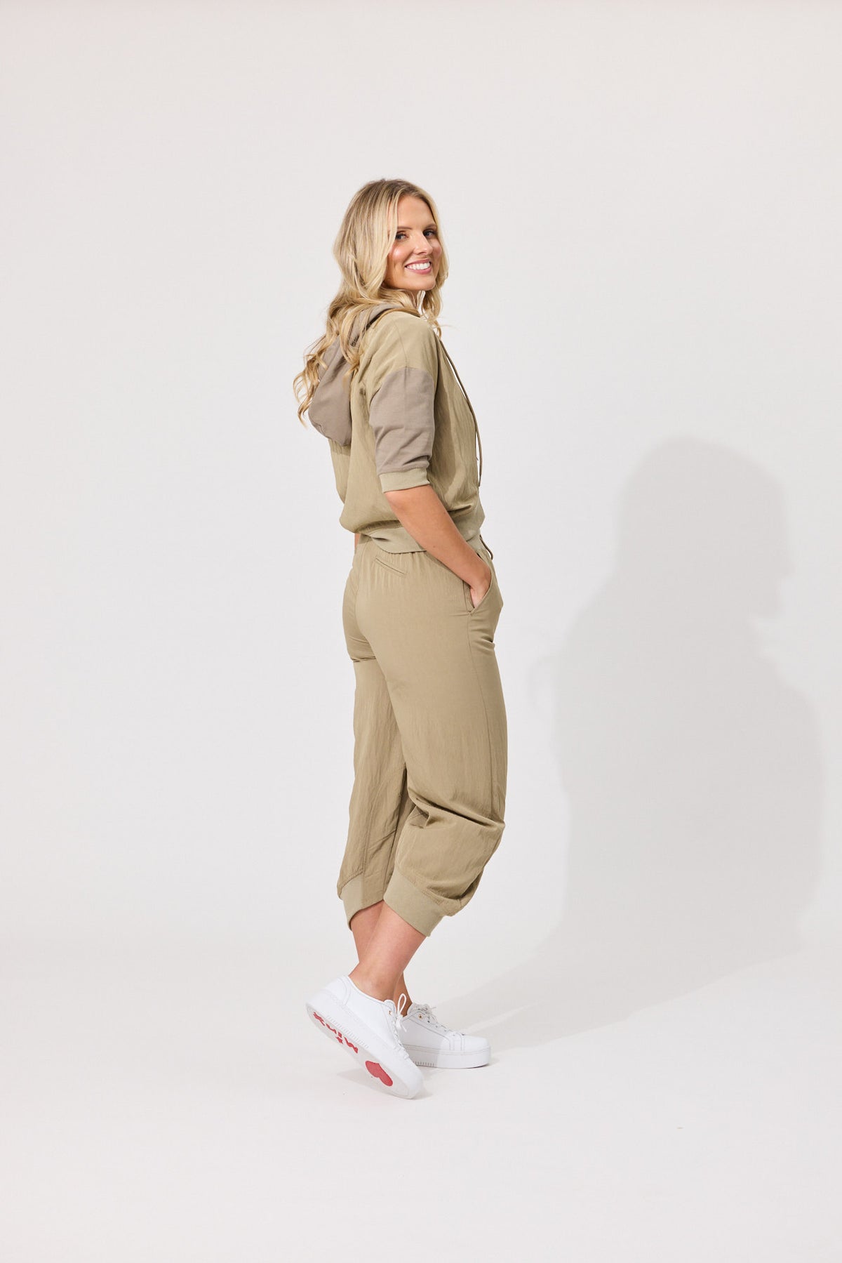 Lemon Tree Larissa Pants- Mushroom