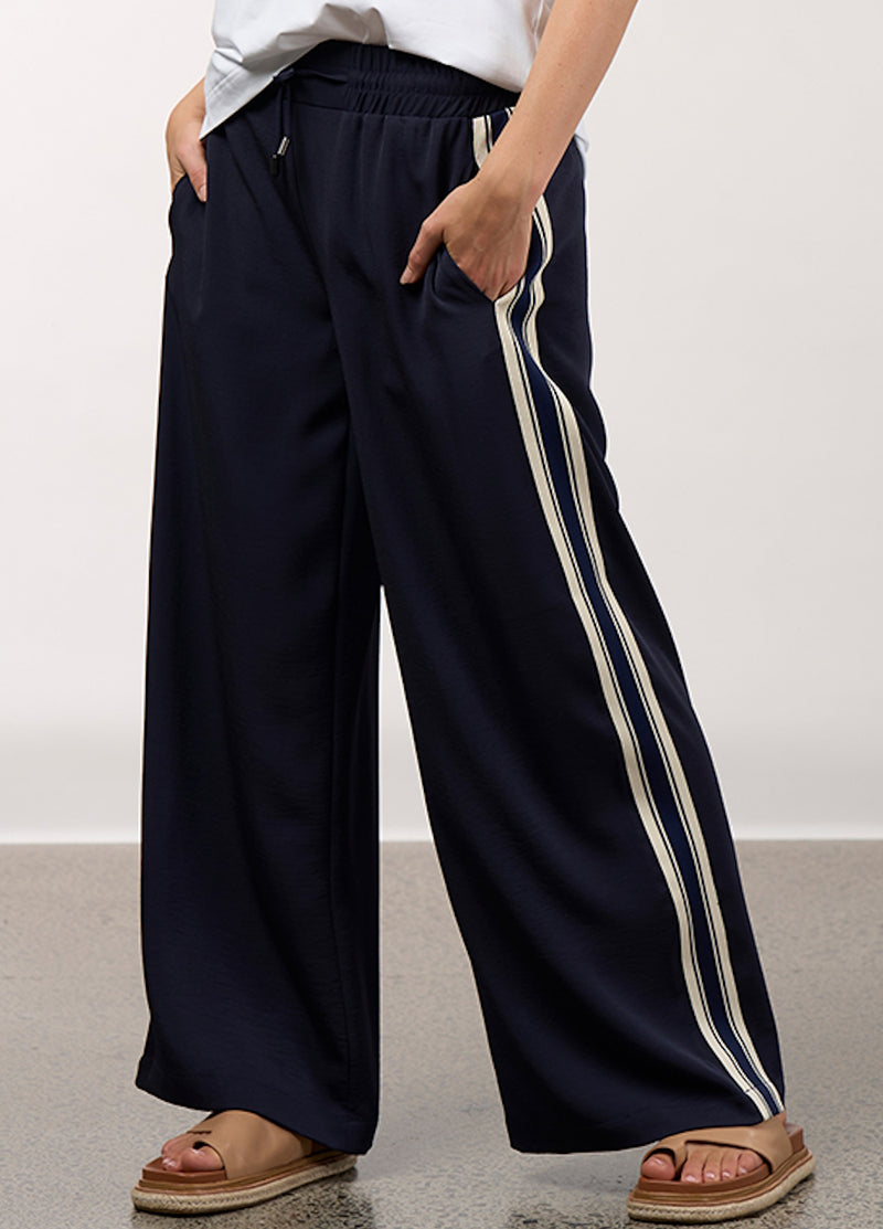 Madly Sweetly Lyrical Pant - Navy