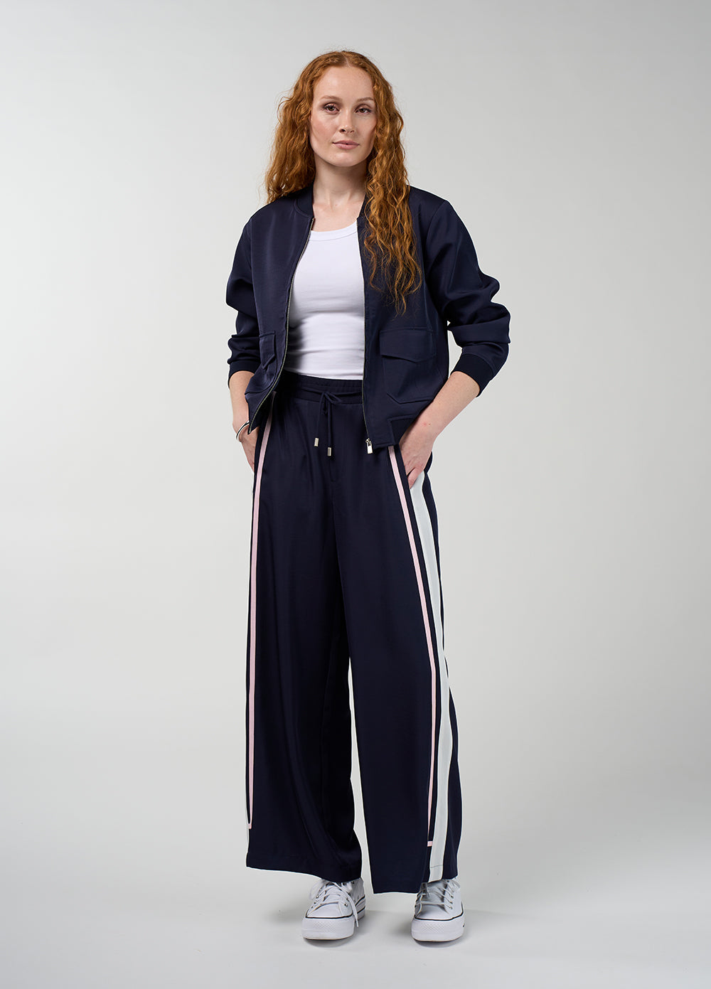 Madly Sweetly Contour Pant Navy-White