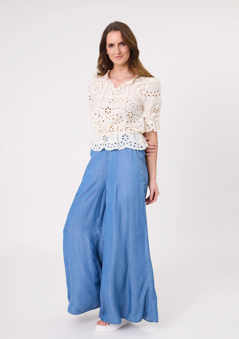 Lemon Tree Milana Lace Top Cream