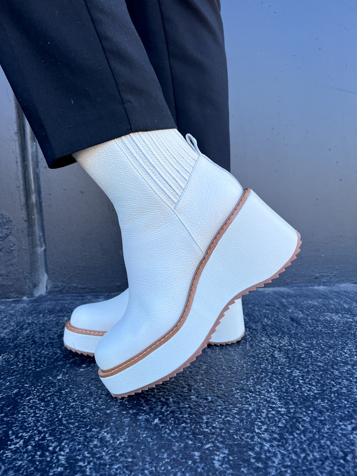 Minx Tokyo Boot - Ivory – ROSSELLINI + SHINE