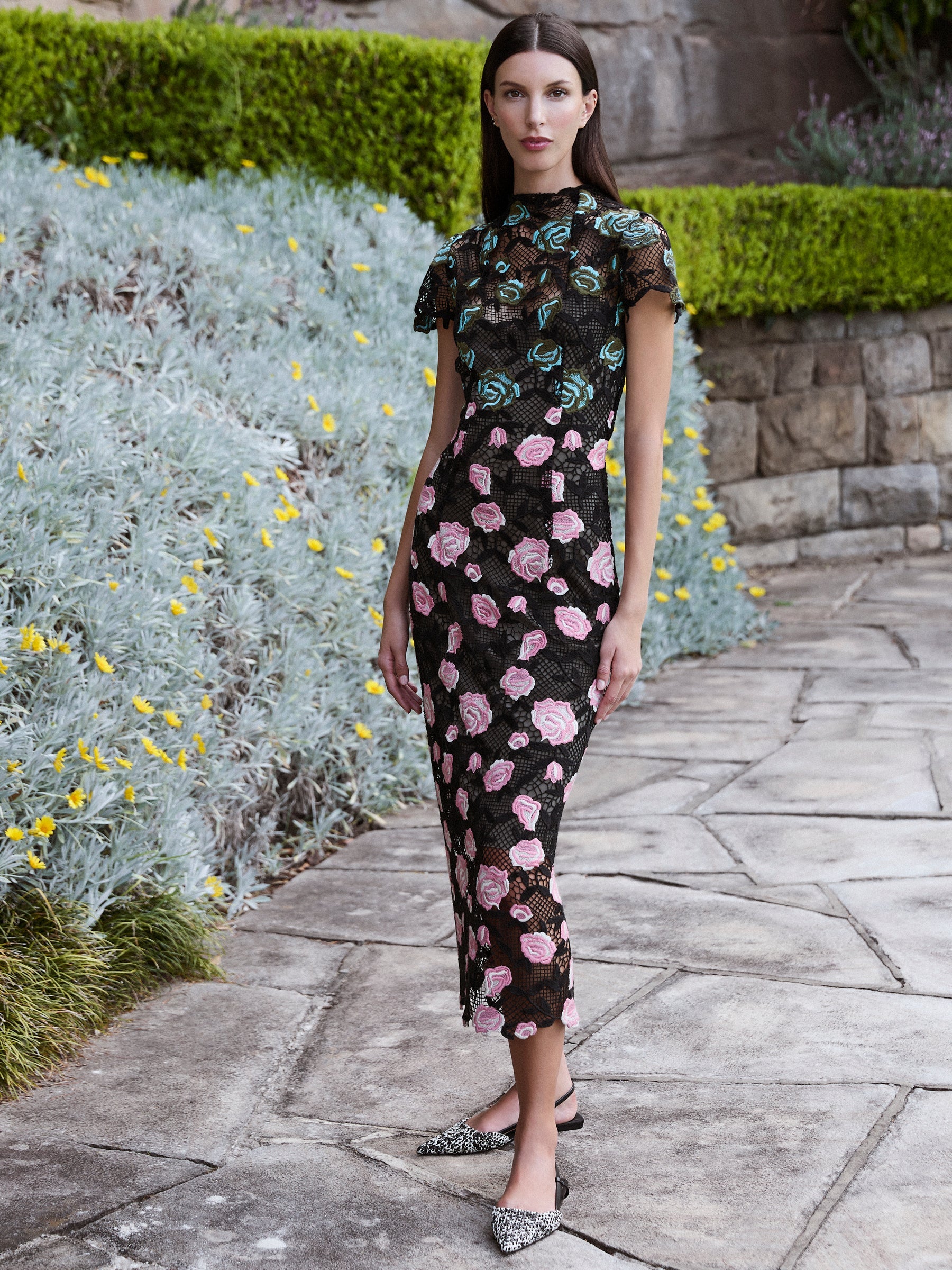 Moss & Spy Provence Shift Dress – ROSSELLINI + SHINE