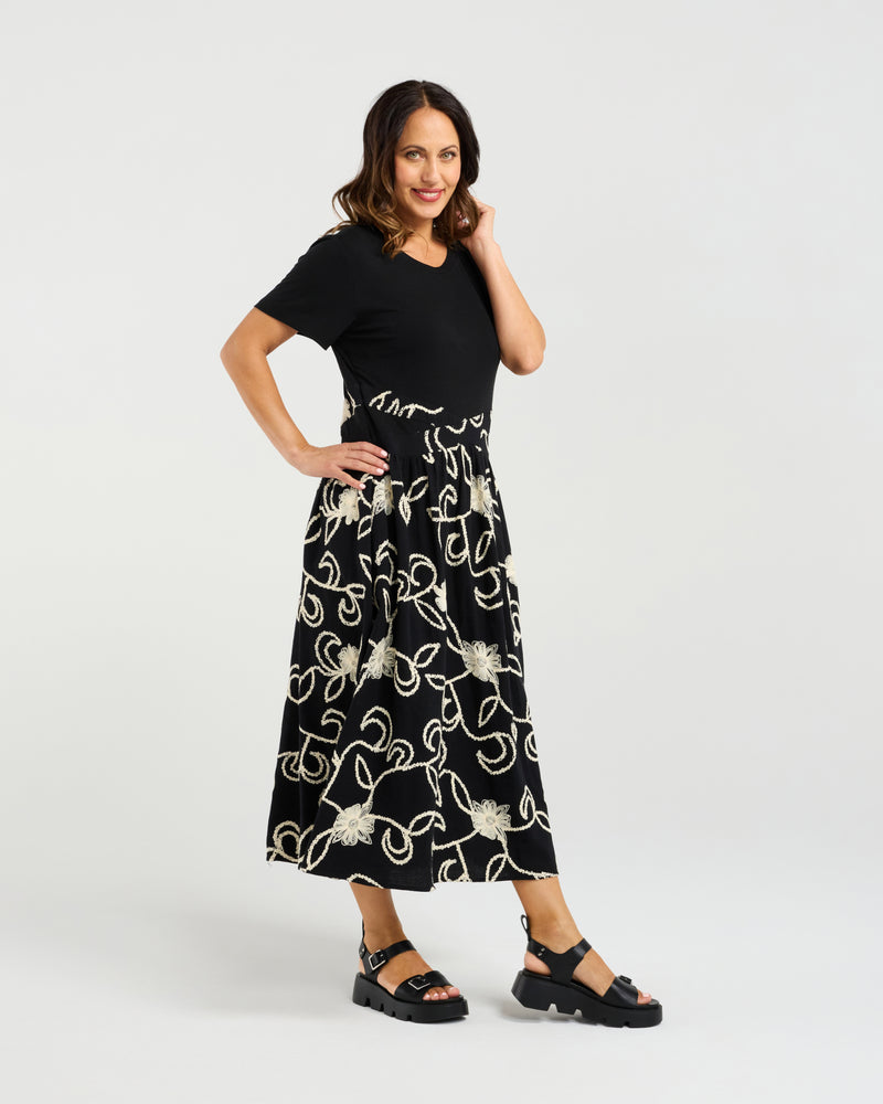 Seduce Delilah Dress - Black/Folk Garden