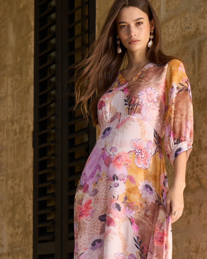 Loobie's Story Batika Midi Dress