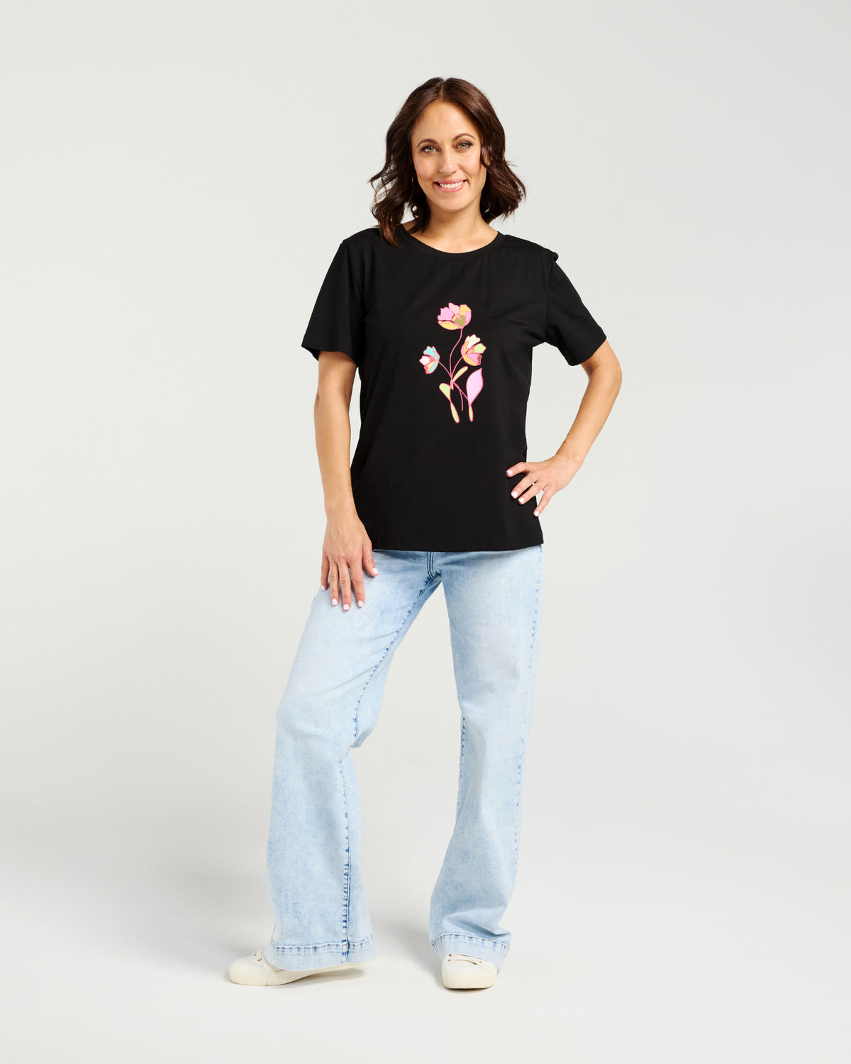 Zafina Lara T-Shirt Black