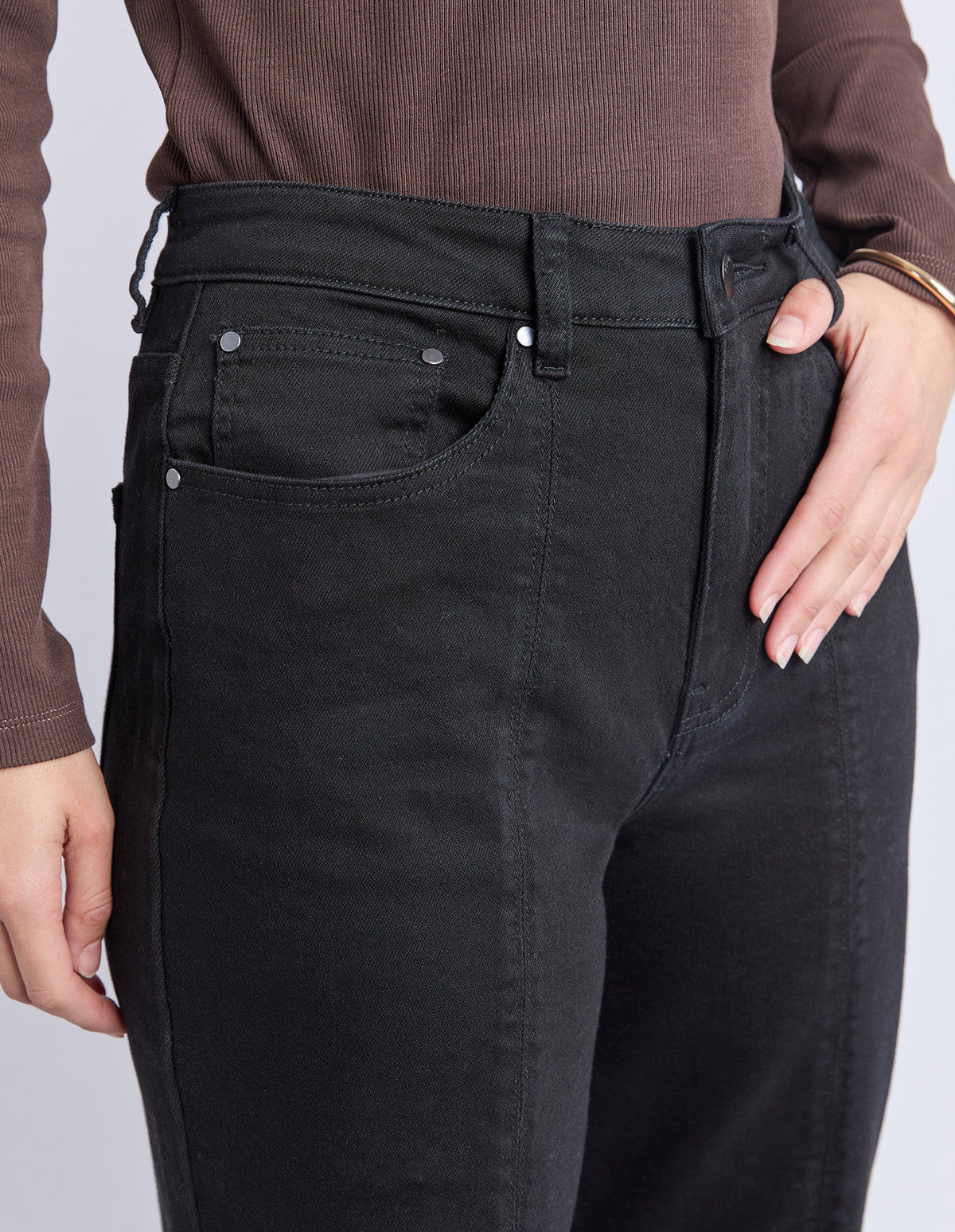 Foxwood Ambrose Barrel Jean - Black