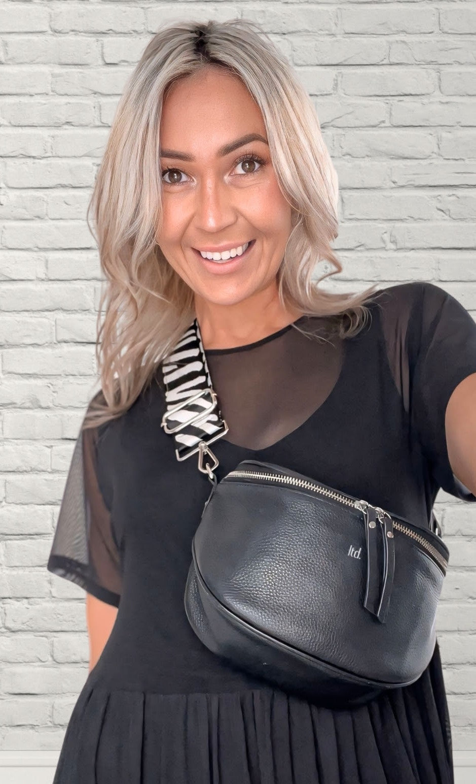 バッグ shine luxury bag Lemon Tree Dani Bag - Black – ROSSELLINI + SHINE