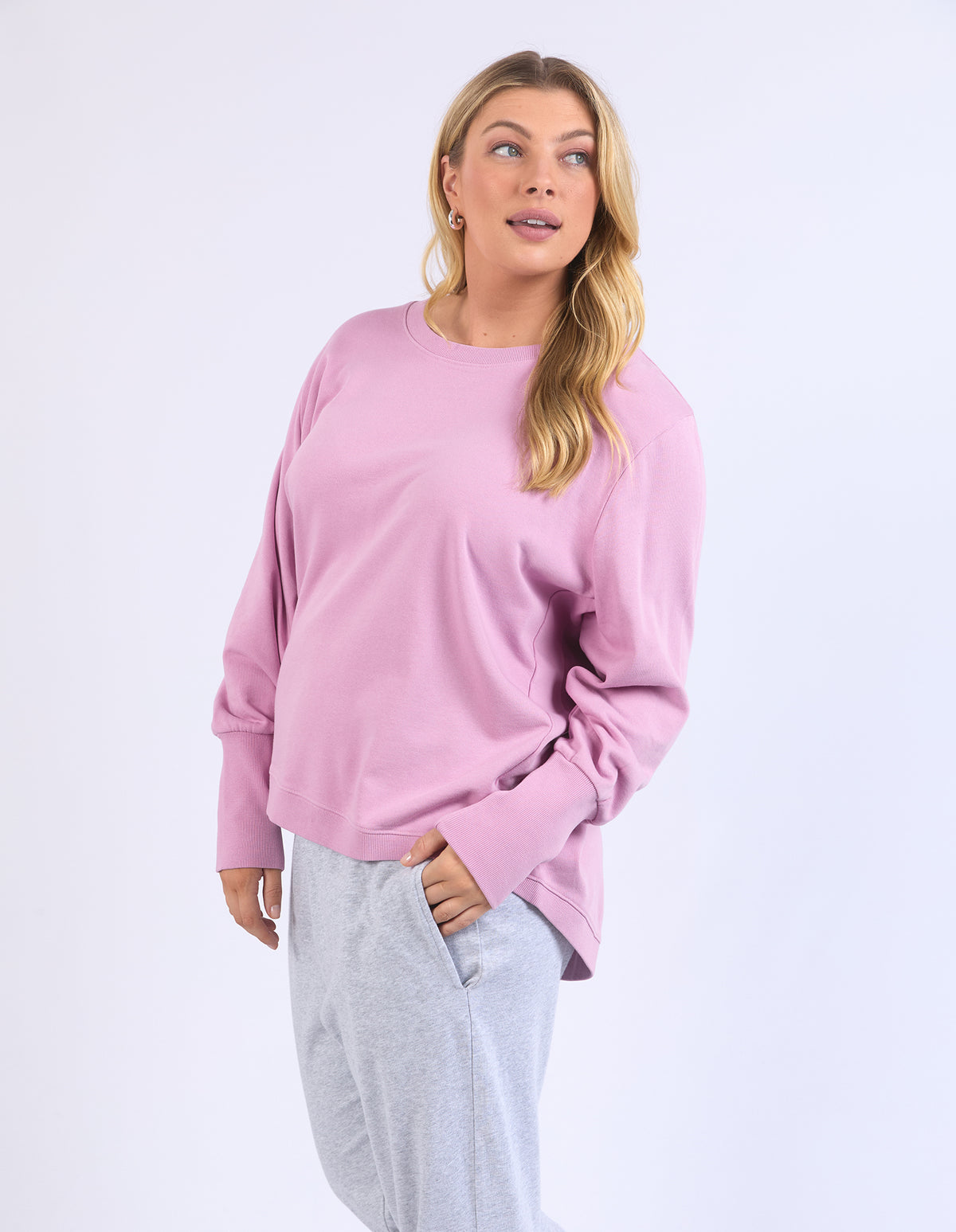 Elm Divine Crew - Peony Pink