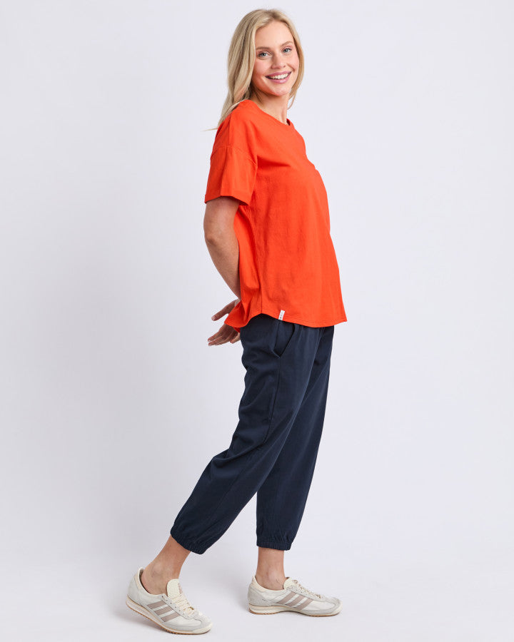 Elm Halli Tee Tangello