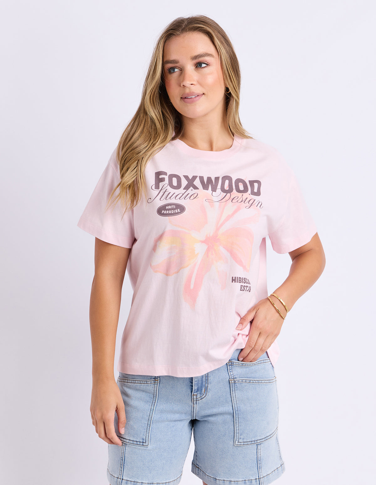 Foxwood Hibiscus Tee