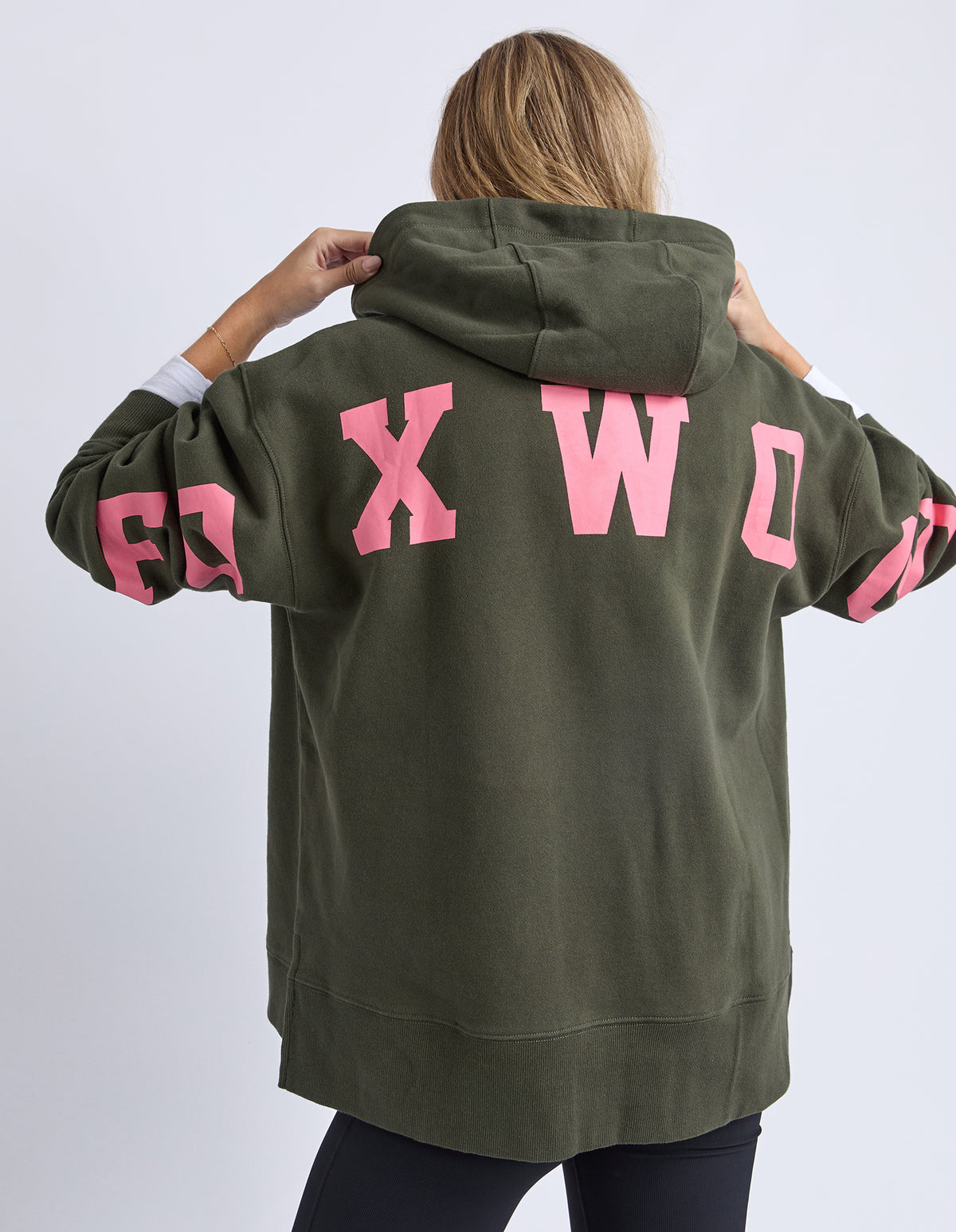 Foxwood Interval Crew - Dark Khaki