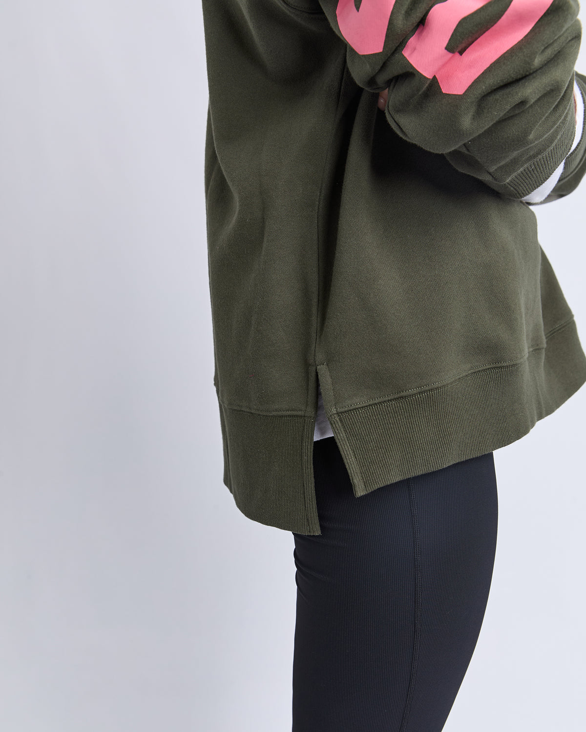 Foxwood Interval Crew - Dark Khaki