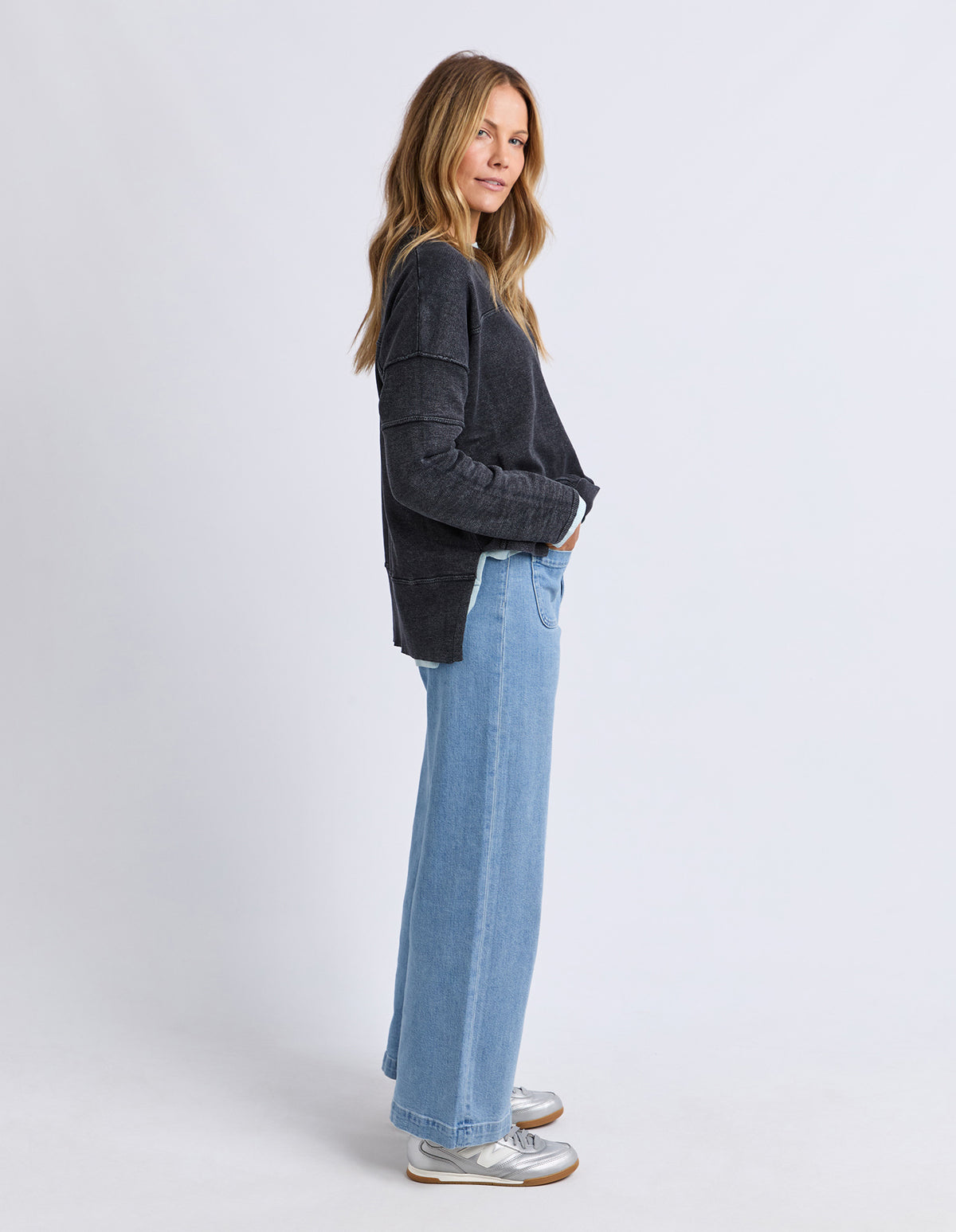 Foxwood Jayne Throw On Knit Washed Black