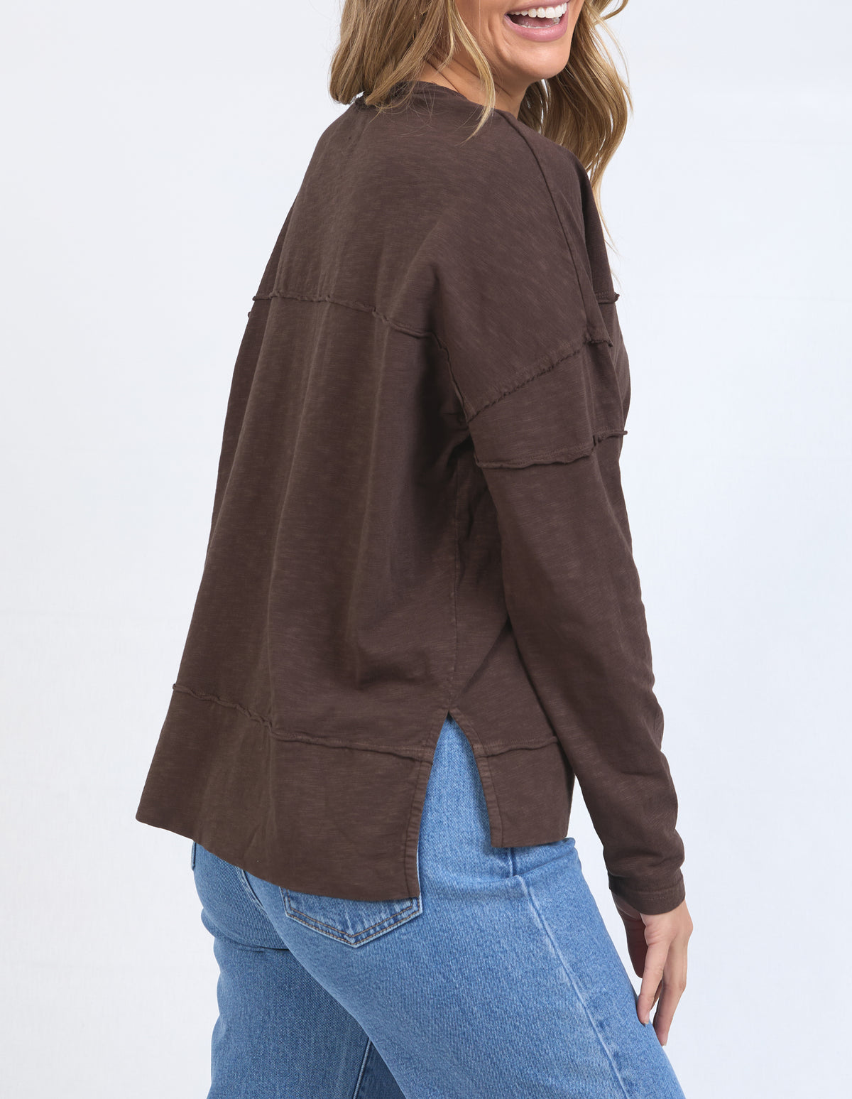 Foxwood Jayne Throw On Top - Coffee