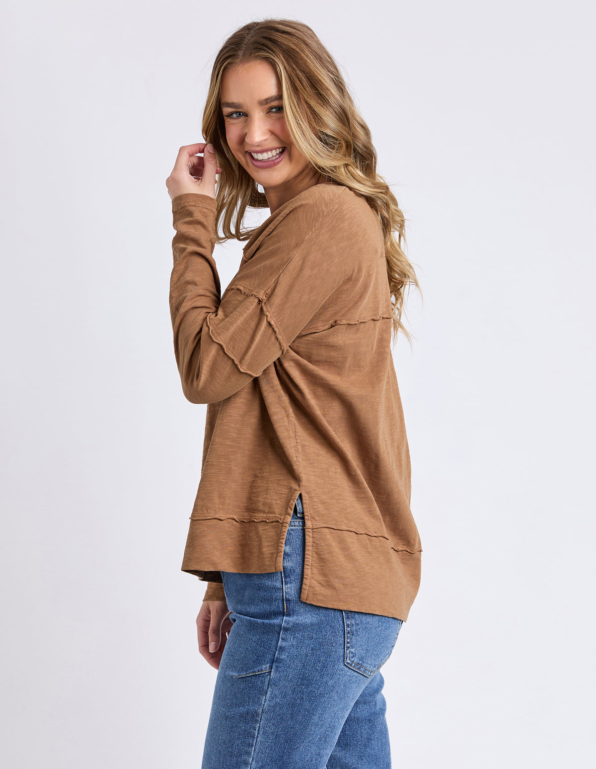 Foxwood Jayne Throw On Top - Tan