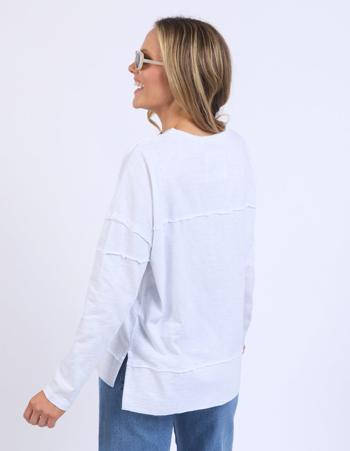 Foxwood Jayne Throw On Top- White