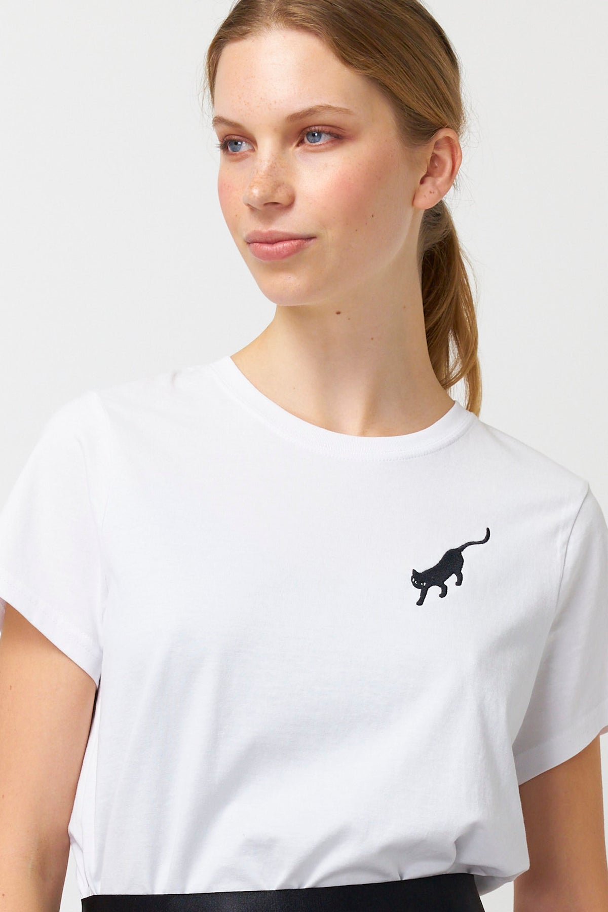Sylvester Alley Cat Embroidered T Shirt White