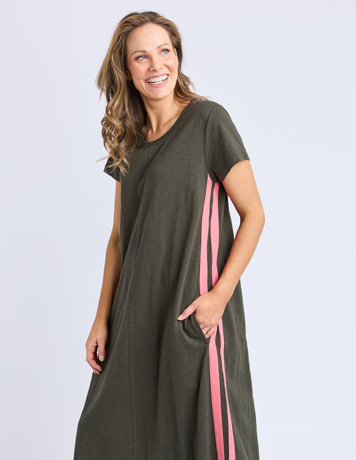 Foxwood Recovery Dress - Dark Khaki