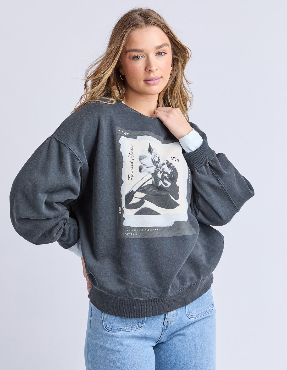 Foxwood True Bloom Crew Charcoal