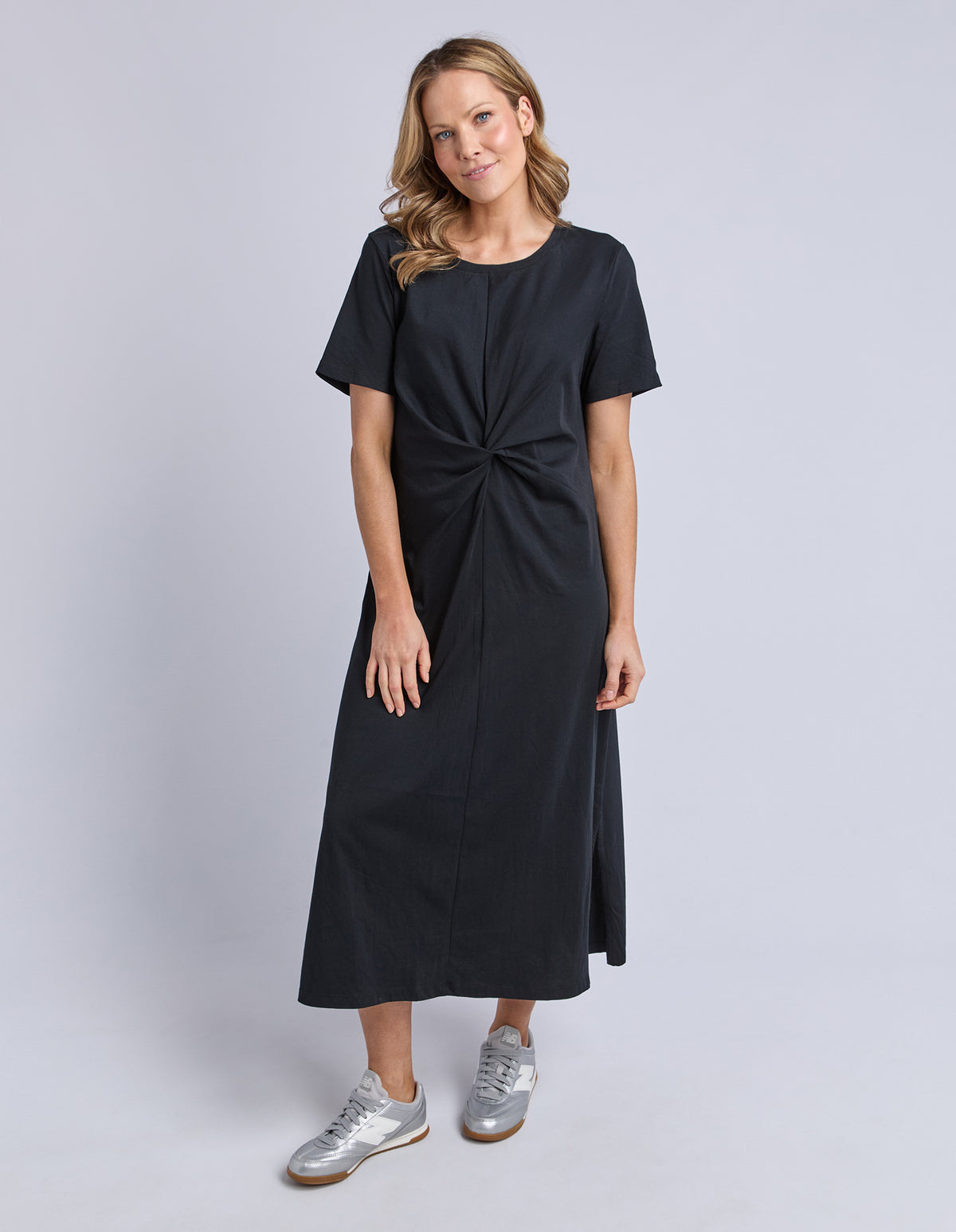 Elm Twister Dress Black